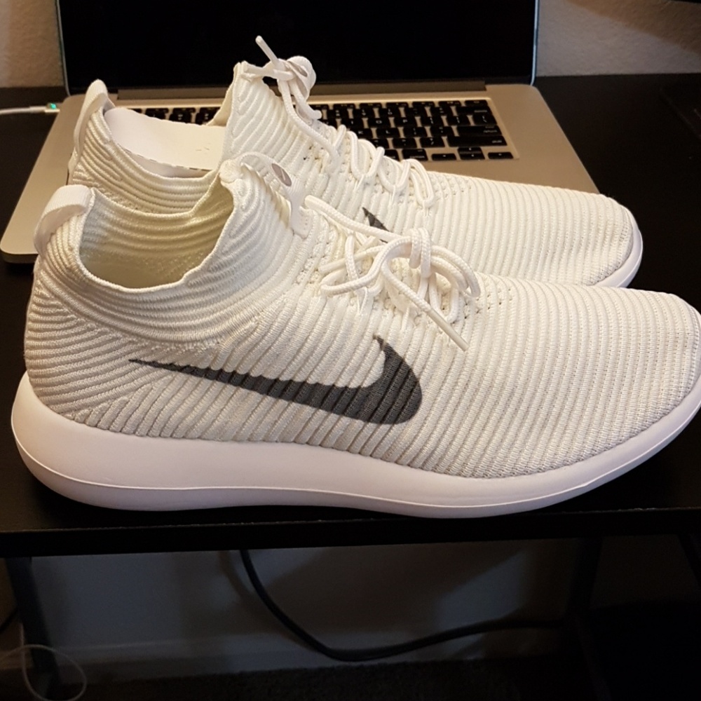 Nike Roshe V.2 Flyknit